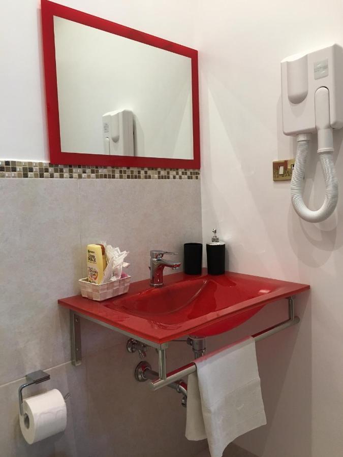 Valla18 Guesthouse Рим Екстериор снимка