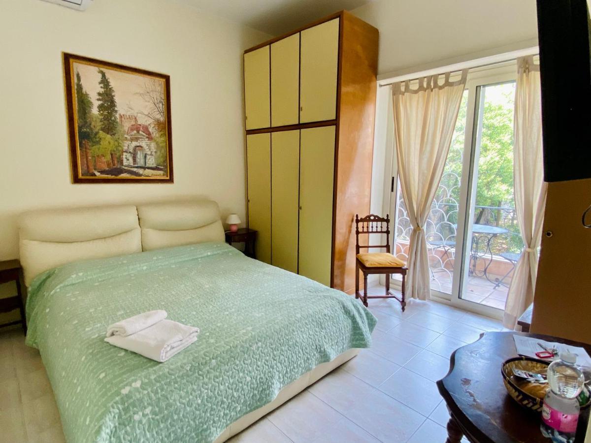 Valla18 Guesthouse Рим Екстериор снимка